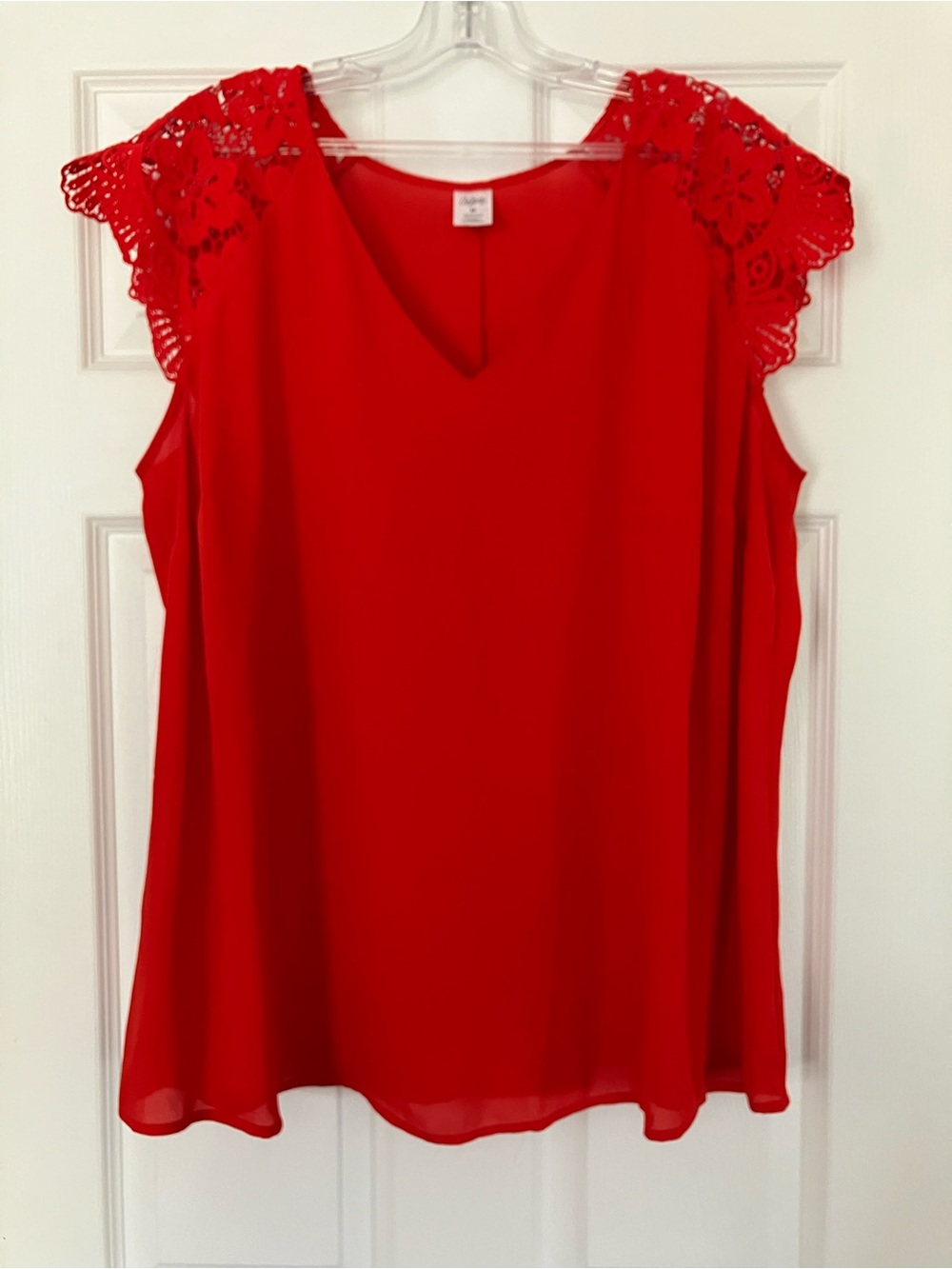 🌸 City Streets Plus Burnt Red Crochet Cap-Sleeve V-Neck Blouse